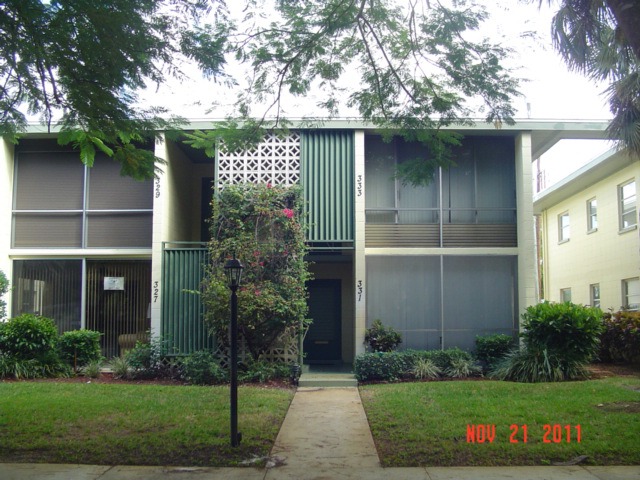 Olde Naples Condo