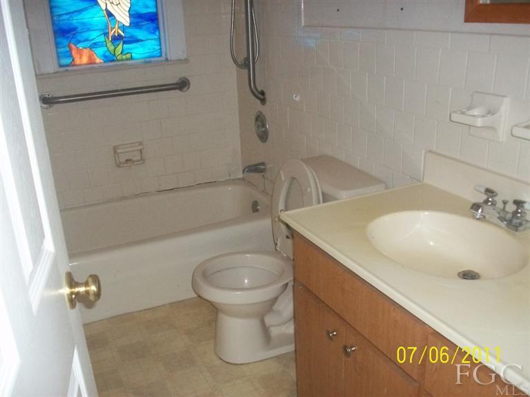 Fort Myers Beach Foreclosure100' Deep Water Dock Bonita Springs